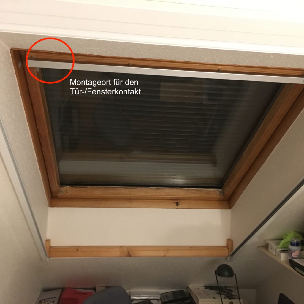 Velux Kippfenster geschlossen - Montage Tür-/Fensterkontakt